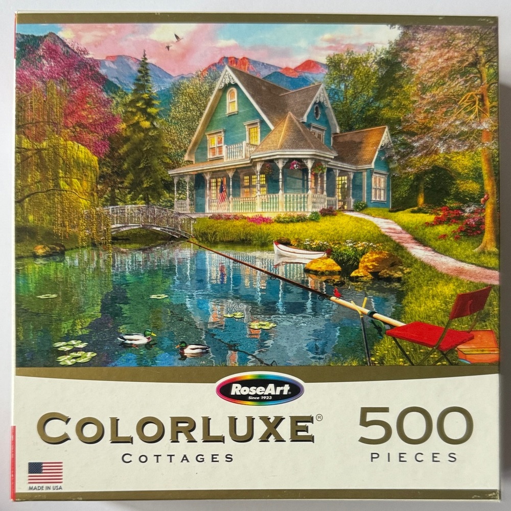 RoseArt ColorLuxe 500-Piece Puzzle - Scenic Cottage